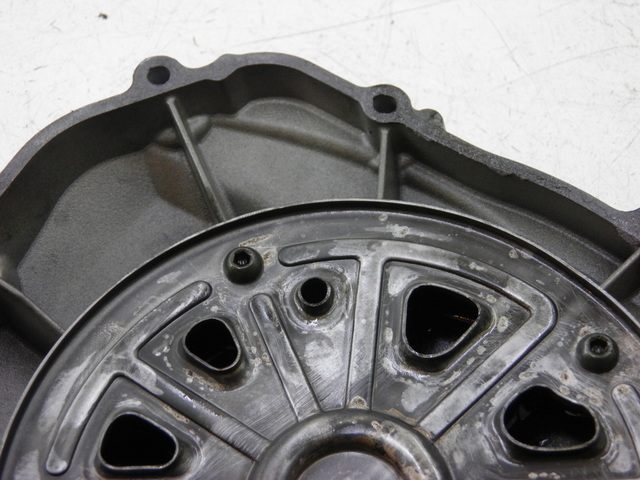 photo de TAMPA DE EMBREAGEM YAMAHA FJR 1300 (2004 - 2005) - Detalhe da peça