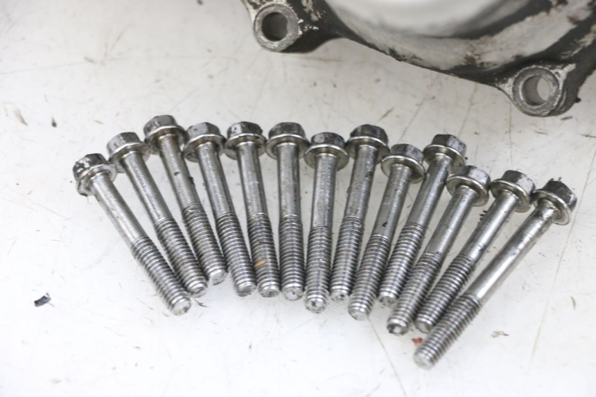 photo de TAMPA DE EMBREAGEM KYMCO ZING 125 (1997 - 2003) - Detalhes característicos
