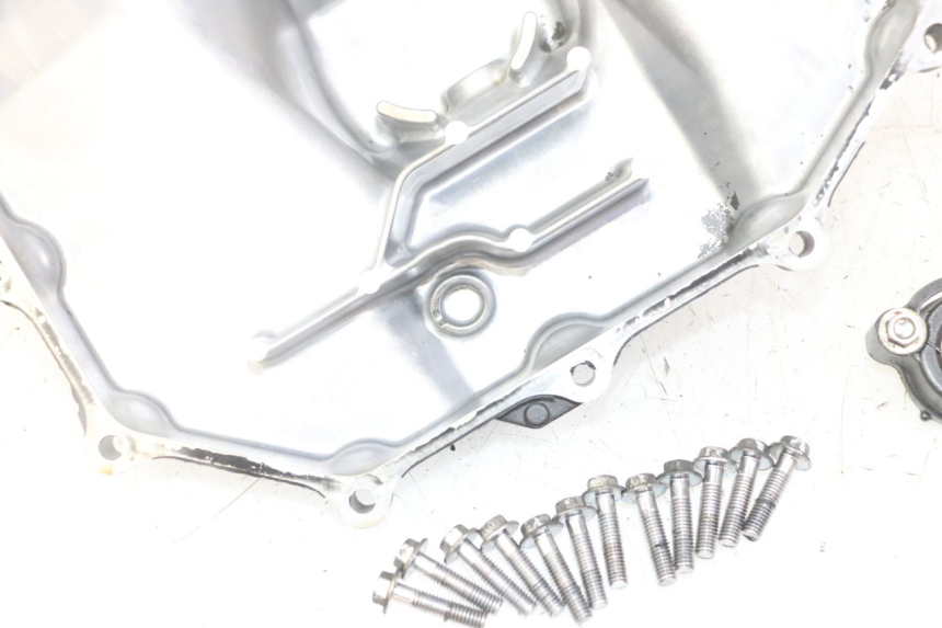 photo de TAMPA DE ÓLEO HONDA CB R 1000 (2018 - 2023) - Pontos de fixação