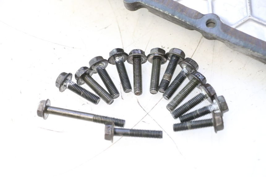 photo de CARTER DE ÓLEO SUZUKI GSF N BANDIT 1200 (2001 - 2005) - Pontos de fixação