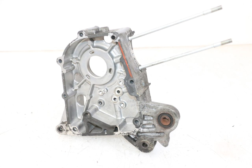 photo de TAMPA DO MOTOR DIREITA KYMCO AGILITY 4T 50 (2005 - 2018) - Ampliação técnica