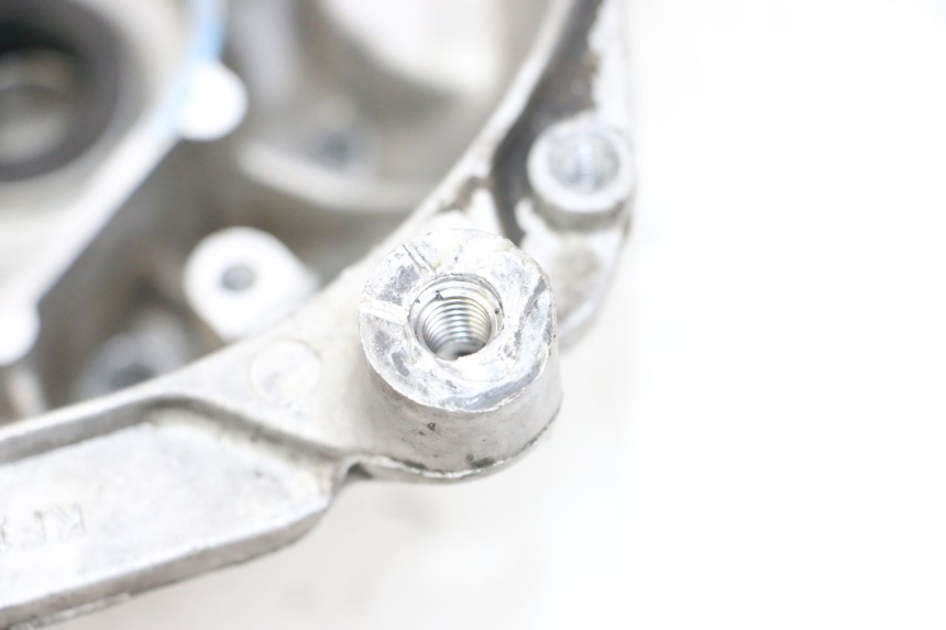 photo de TAMPA DO MOTOR DIREITA MBK BOOSTER SPIRIT NAKED 50 (2004 - 2017) - Estado da superfície