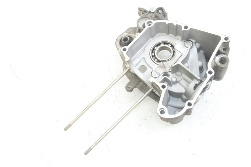 photo de TAMPA DO MOTOR DIREITA TNT MOTOR FASTINO 4T 50 (2013 - 2019) - Ampliação técnica