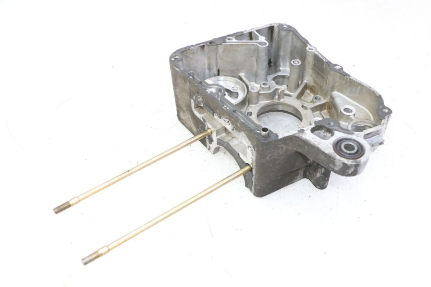 photo de TAMPA DO MOTOR DIREITA KYMCO GRAND DINK 125 (2008 - 2014) - Ampliação técnica