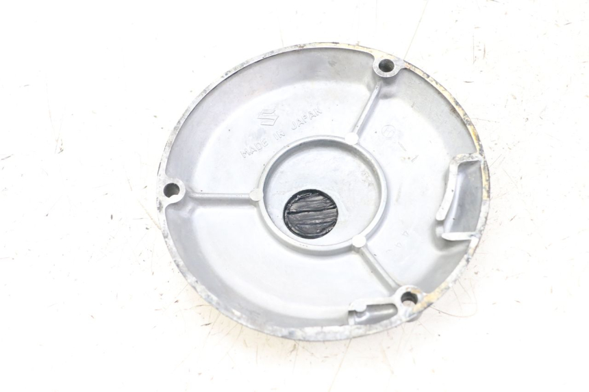 photo de TAMPA DO MOTOR DIREITA SUZUKI GSX E 250 (1982 - 1983) - Zoom do estado de desgaste