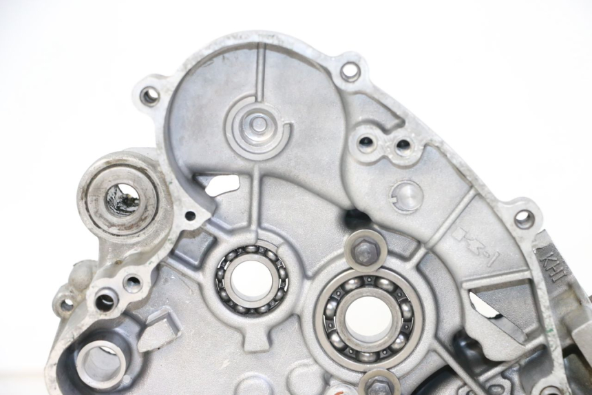 photo de TAMPA DO MOTOR DIREITA KAWASAKI KX 65 (2000 - 2019) - Estado da superfície
