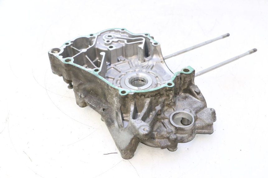 photo de CARCAÇA DO MOTOR DIREITA PIAGGIO LIBERTY IGET S 125 (2016 - 2020) - Pontos de fixação