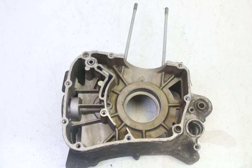 photo de TAMPA DO MOTOR DIREITA YAMAHA XMAX X-MAX 125 (2006 - 2009) - Outro ângulo de visão