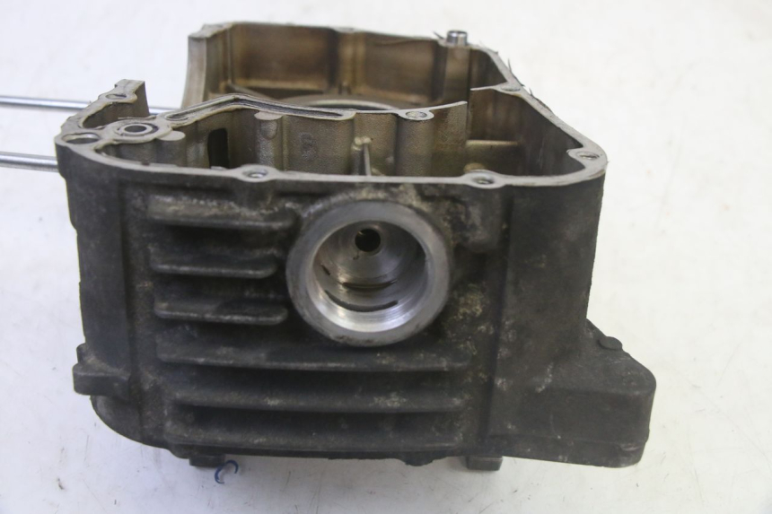 photo de TAMPA DO MOTOR DIREITA YAMAHA XMAX X-MAX 125 (2006 - 2009) - Peça verificada