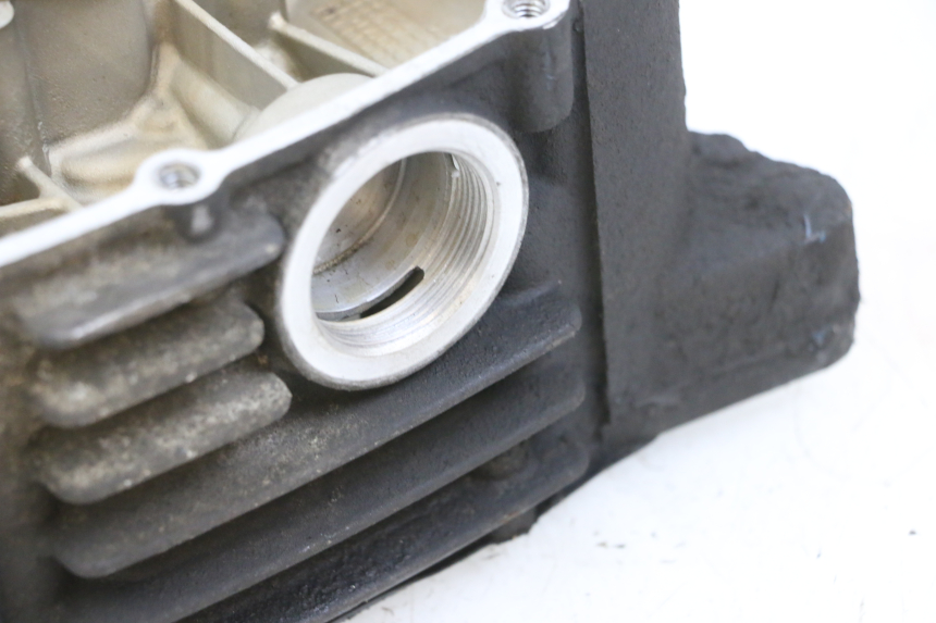photo de TAMPA DO MOTOR DIREITA YAMAHA X-MAX XMAX 125 (2010 - 2013) - Pontos de fixação