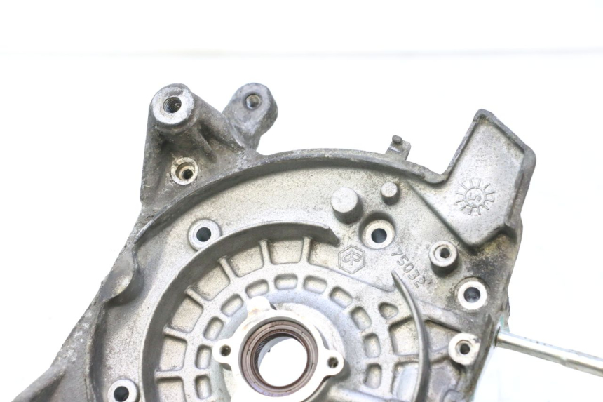 photo de CARCAÇA DO MOTOR DIREITA PIAGGIO X9 EVOLUTION 125 (2003 - 2007) - Detalhe da peça