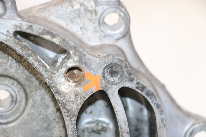 photo de TAMPA DO MOTOR ESQUERDA KYMCO AGILITY 4T 50 (2005 - 2018) - Detalhes característicos