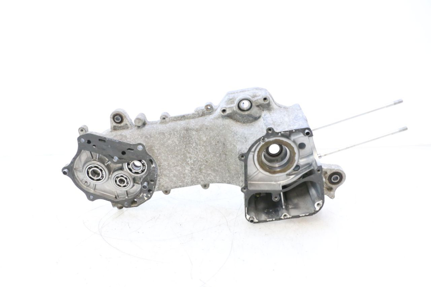 photo de TAMPA DO MOTOR ESQUERDA KYMCO AGILITY 4T 50 (2005 - 2018) - Pontos de fixação
