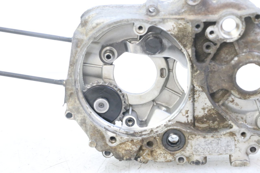 photo de TAMPA DO MOTOR ESQUERDA APOLLO RFZ 125 - Detalhes característicos