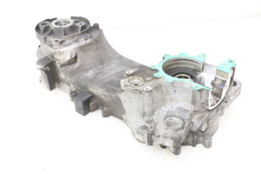 photo de CARCAÇA DO MOTOR ESQUERDA PEUGEOT CITYSTAR 2T 50 (2018 - 2021) - Detalhe da peça