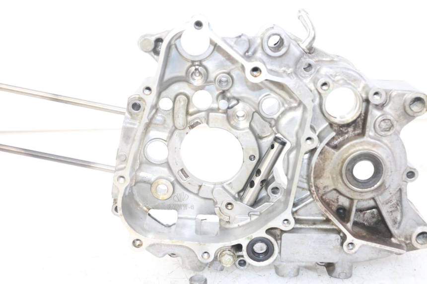photo de TAMPA DO MOTOR ESQUERDA HONDA CRF-F CRF F 110 (2019 - 2022) - Zoom de qualidade