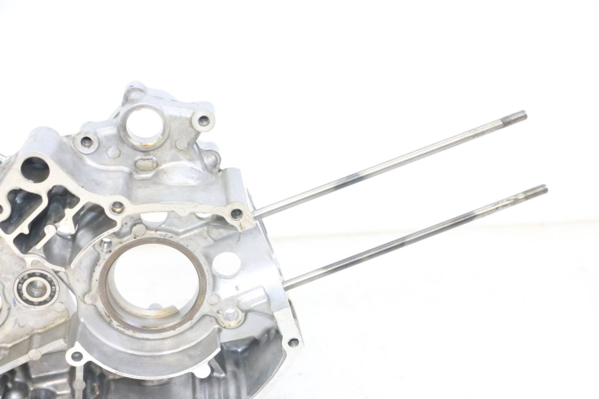 photo de TAMPA DO MOTOR ESQUERDA HONDA CRF-F CRF F 110 (2019 - 2022) - Zoom do estado de desgaste