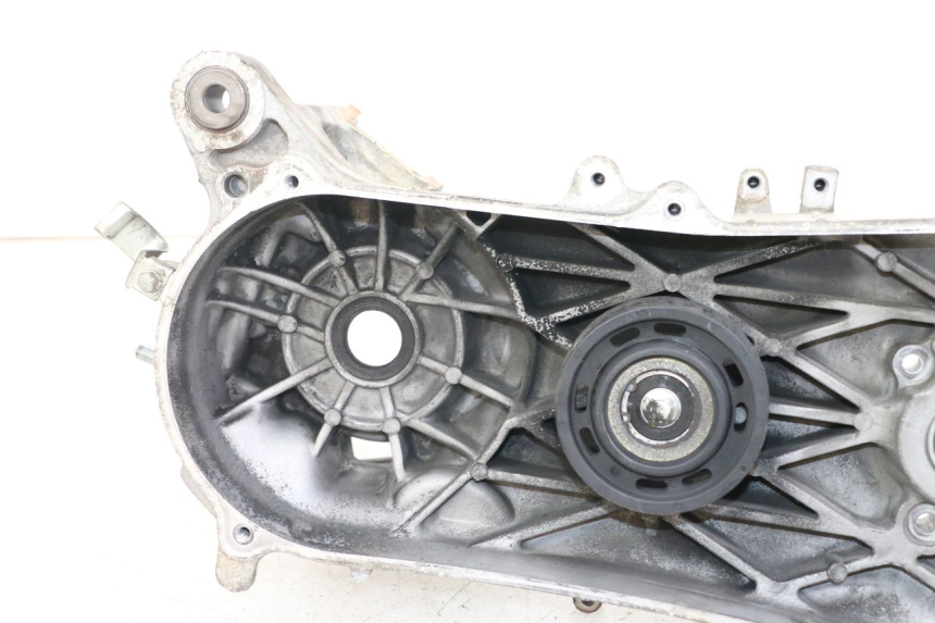 photo de TAMPA DO MOTOR ESQUERDA HONDA FES PANTHEON 2T 125 (1998 - 2002) - Marcações e referências