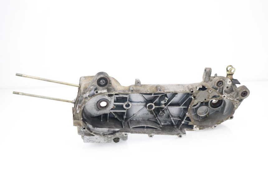 photo de TAMPA DO MOTOR ESQUERDA REVATTO FUTURA GT 125 (2006 - 2008) - Vista principal