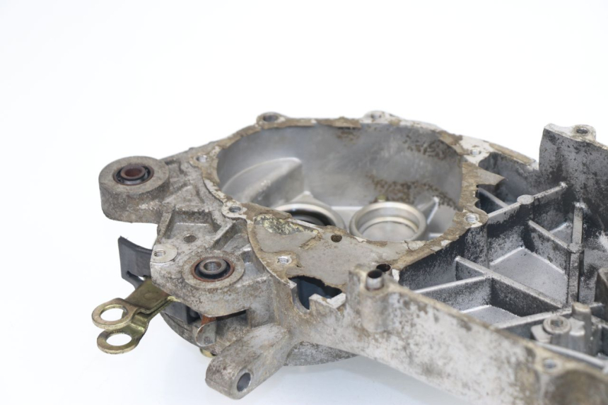 photo de TAMPA DO MOTOR ESQUERDA REVATTO FUTURA GT 125 (2006 - 2008) - Marcações e referências