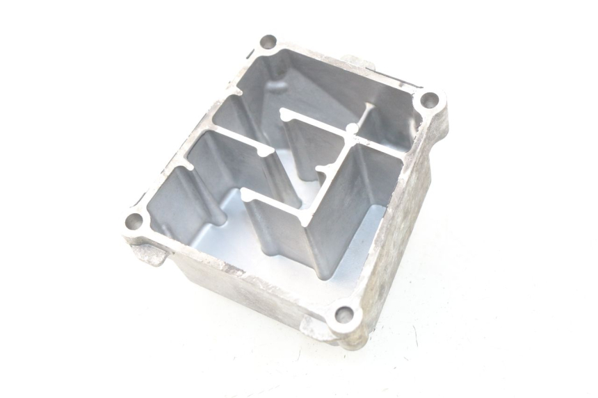 photo de TAMPA DO MOTOR ESQUERDA SUZUKI GSR 600 (2005 - 2012) - Detalhe da peça