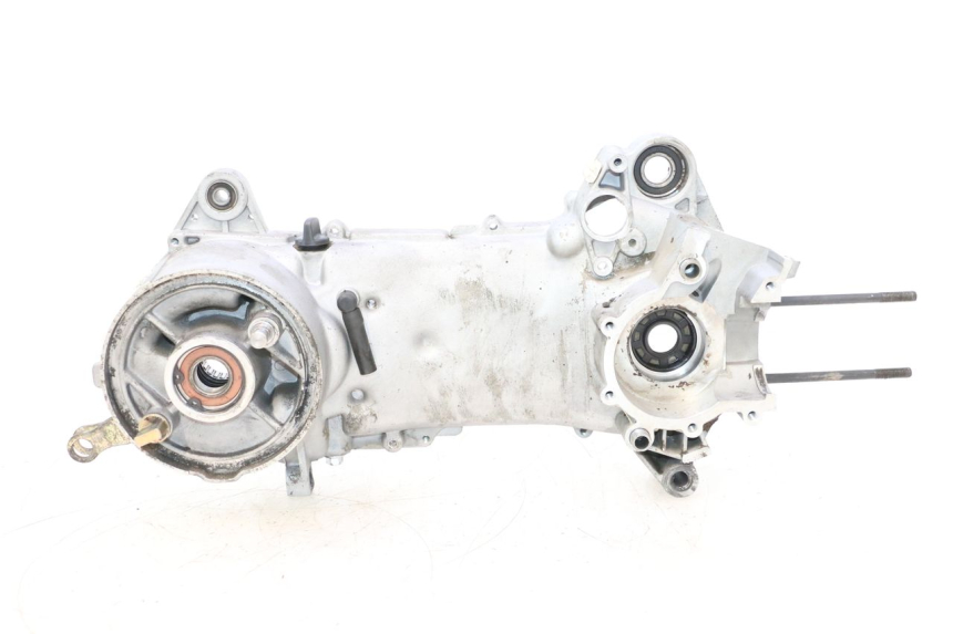 photo de CARCAÇA DO MOTOR ESQUERDA RIDE JUMP 2T 50 (2012 - 2017) - Detalhes característicos