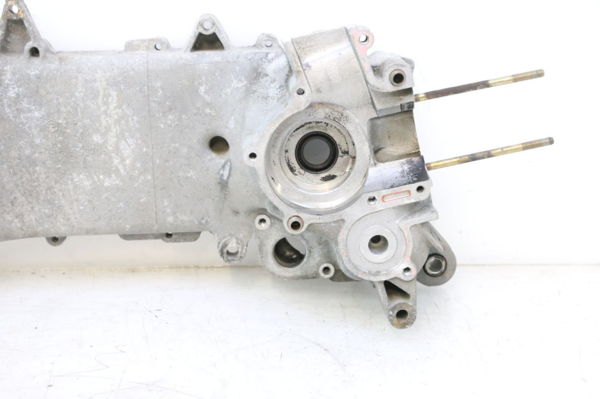 photo de CARCAÇA DO MOTOR ESQUERDA PIAGGIO LIBERTY 50 (1998 - 2003) - Imagem adicional
