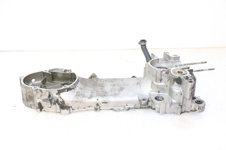 photo de TAMPA LATERAL ESQUERDA DO MOTOR PIAGGIO NEW TYPHOON 50 (2010 - 2017) - Marcações e referências