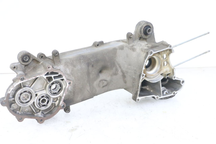 photo de TAMPA DO MOTOR ESQUERDA MBK OVETTO 4T 50 (2008 - 2016) - Zoom do estado de desgaste