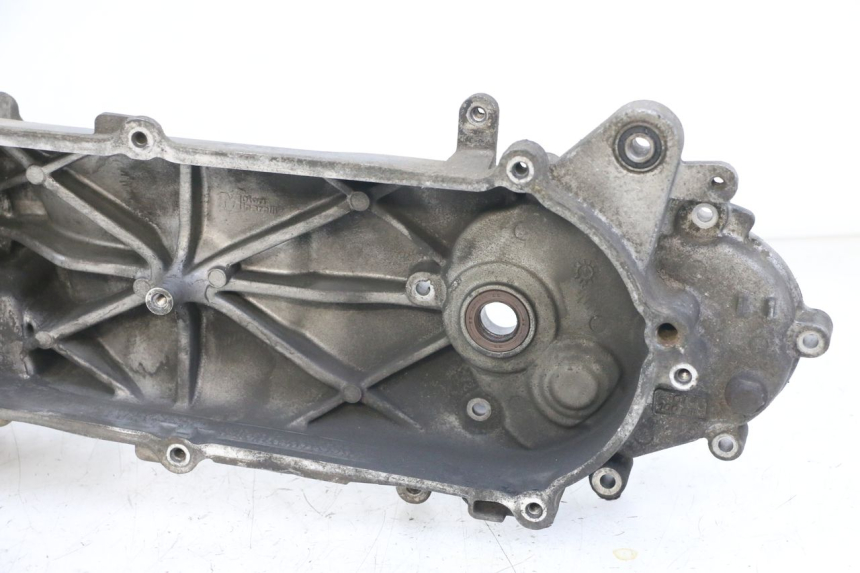 photo de TAMPA DO MOTOR ESQUERDA MBK OVETTO 4T 50 (2008 - 2016) - Vista geral