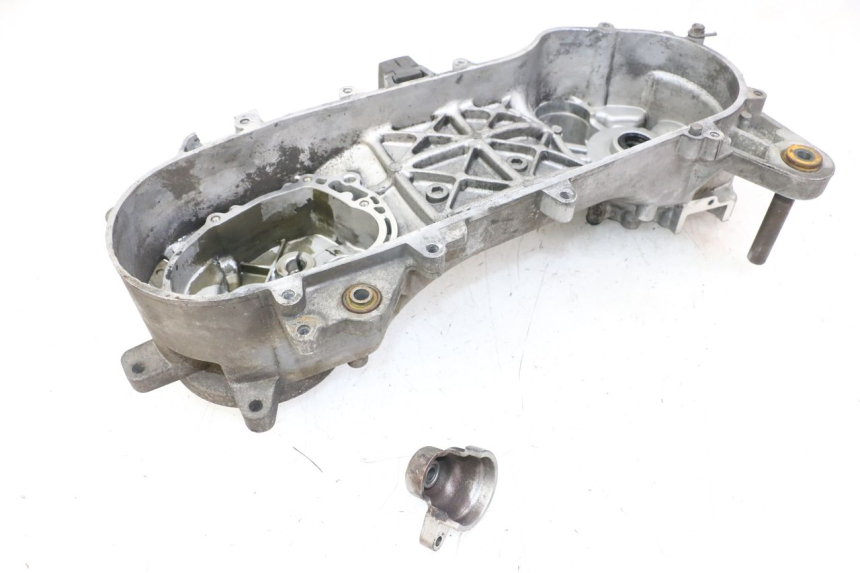 photo de TAMPA DO MOTOR ESQUERDA PEUGEOT LUDIX 50 (2005 - 2007) - Estado da superfície