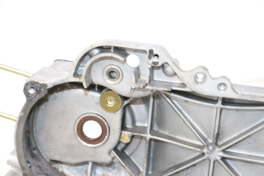 photo de CARCAÇA DO MOTOR ESQUERDA LAZIO RENO 50 (2016 - 2021) - Vista do produto