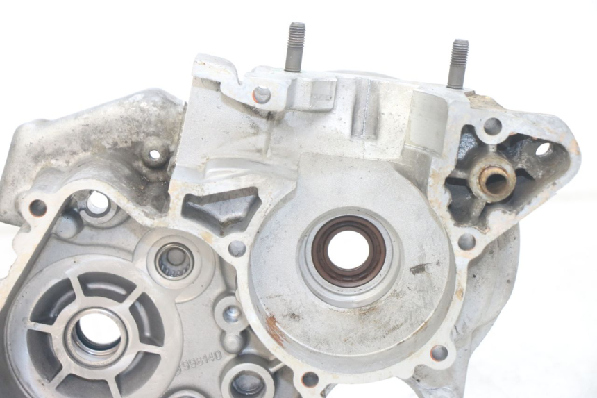 photo de TAMPA DO MOTOR ESQUERDA GILERA RK 50 (1996 - 1999) - Peça verificada