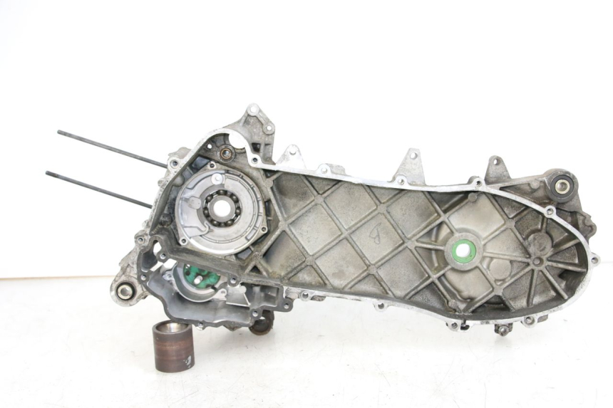 photo de TAMPA DO MOTOR ESQUERDA APRILIA SCARABEO 100 (2003 - 2012) - Vista principal