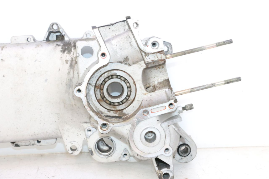 photo de CARCAÇA DO MOTOR ESQUERDA APRILIA SR 2T 50 (2012 - 2017) - Peça verificada