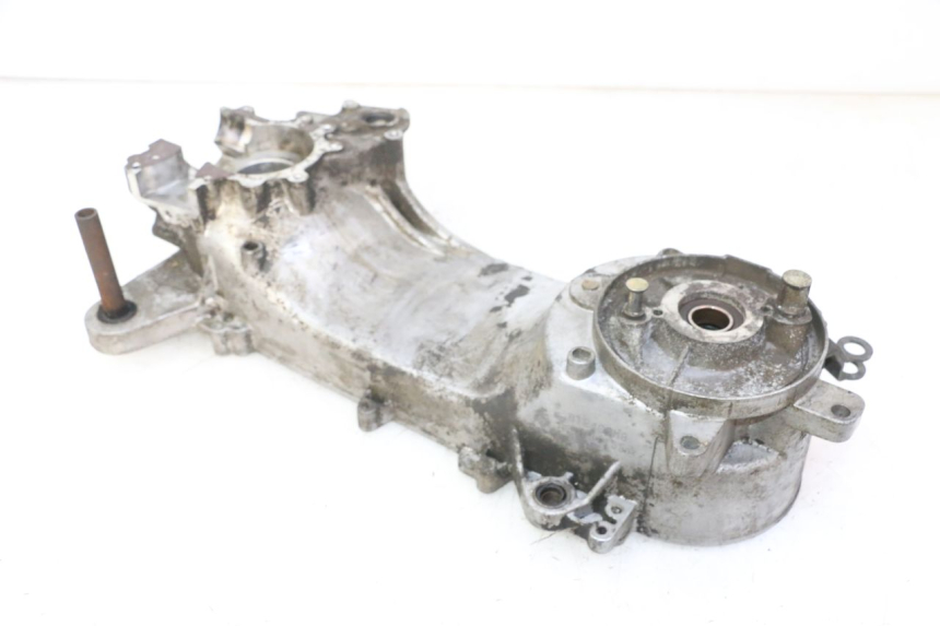 photo de TAMPA DO MOTOR ESQUERDA PEUGEOT VIVACITY NEW 2T 50 (2008 - 2017) - Zoom do estado de desgaste