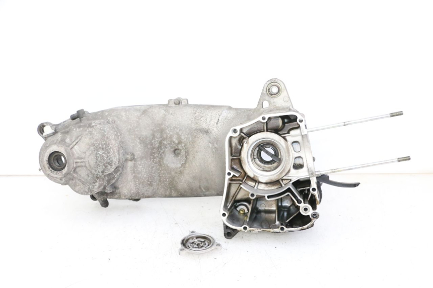 photo de TAMPA DO MOTOR ESQUERDA YAMAHA X-CITY XCITY 125 (2007 - 2013) - Vista de perto