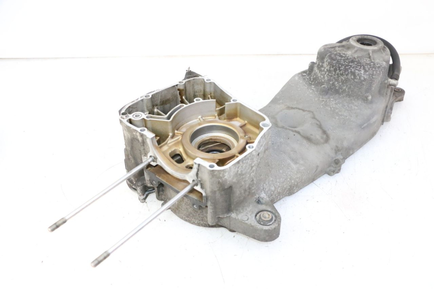 photo de TAMPA DO MOTOR ESQUERDA YAMAHA X-MAX XMAX 125 (2010 - 2013) - Zoom do estado de desgaste