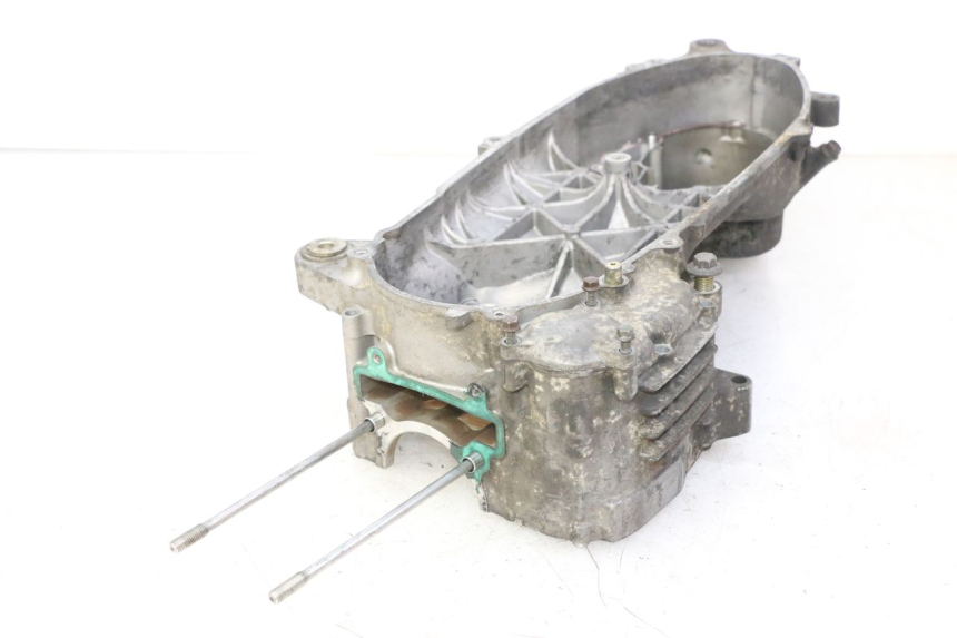 photo de TAMPA DO MOTOR ESQUERDA YAMAHA XMAX X-MAX 125 (2006 - 2009) - Vista geral