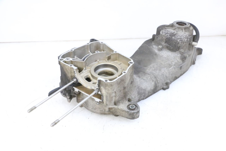photo de TAMPA DO MOTOR ESQUERDA YAMAHA X-MAX XMAX 125 (2010 - 2013) - Detalhe da peça
