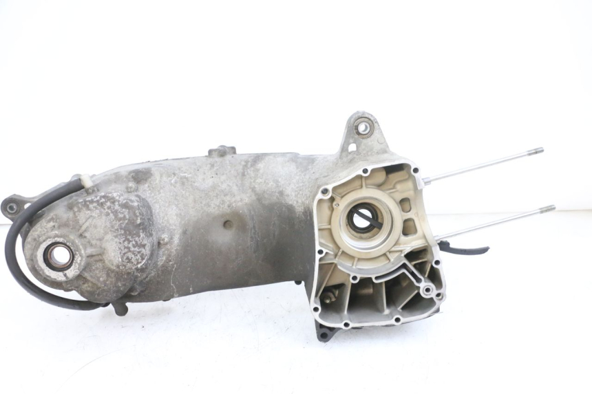 photo de TAMPA DO MOTOR ESQUERDA YAMAHA X-MAX XMAX 125 (2010 - 2013) - Vista geral