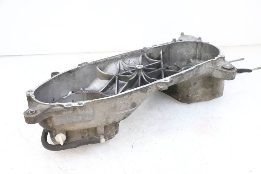 photo de TAMPA DO MOTOR ESQUERDA YAMAHA X-MAX XMAX 125 (2010 - 2013) - Pontos de fixação