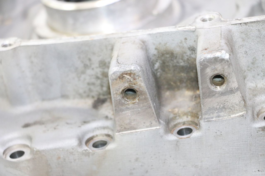 photo de CARCAÇA DO MOTOR ESQUERDA BUELL XB12R XB 12 R 1200 (2004 - 2010) - Detalhes característicos