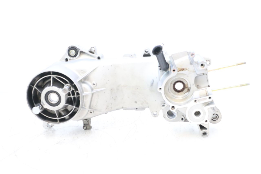 photo de TAMPA DO MOTOR ESQUERDA PIAGGIO ZIP 2T 50 (2009 - 2019) - Pontos de fixação