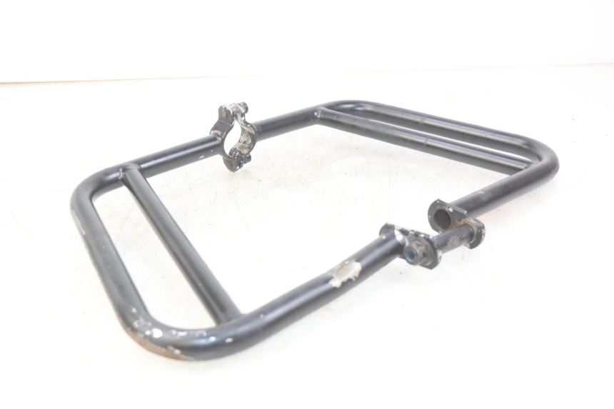 photo de TAMPA PROTETORA DO CILINDRO YAMAHA SR 125 (1982 - 2003) - Pontos de fixação