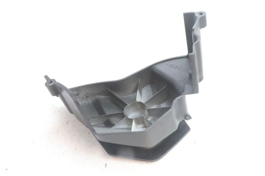 photo de TAMPA DO PINHÃO YAMAHA FZ8 800 (2010 - 2016) - Pontos de fixação