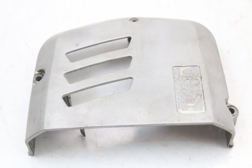 photo de TAMPA DO PINHÃO SUZUKI GN 125 (1997 - 2000) - Zoom do estado de desgaste