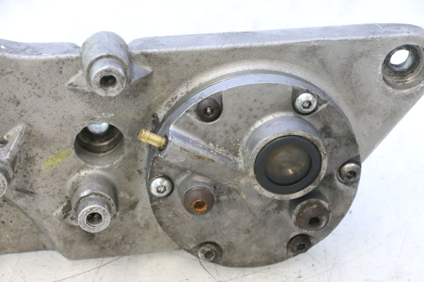 photo de CARCAÇA DE ENGRENAGEM GILERA GP 800 (2007 - 2013) - Pontos de fixação