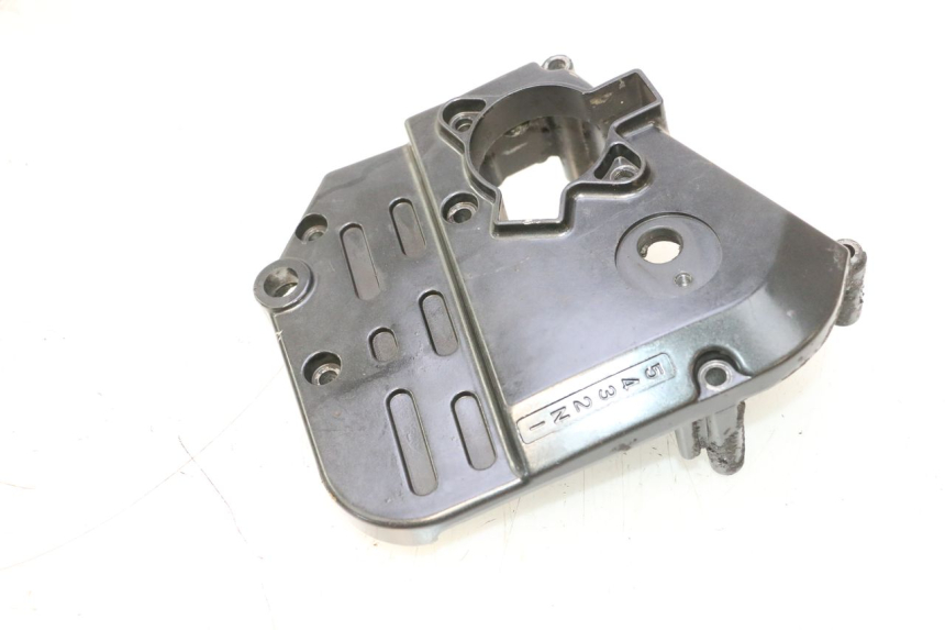 photo de CARCAÇA DE ENGRENAGEM SUZUKI GSF N BANDIT 1200 (2001 - 2005) - Outro ângulo de visão