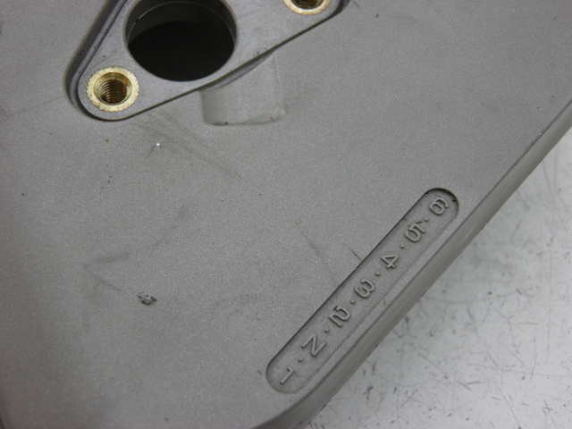 photo de TAMPA DO PINHÃO HONDA CB F HORNET 600 (1998 - 1999) - Outro ângulo de visão